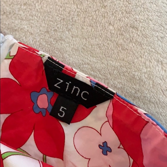 Strapless Floral Dress. - Picture 2 of 5